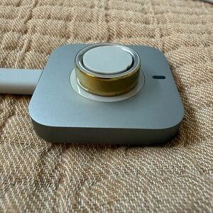 Oura Gold with Charging Station